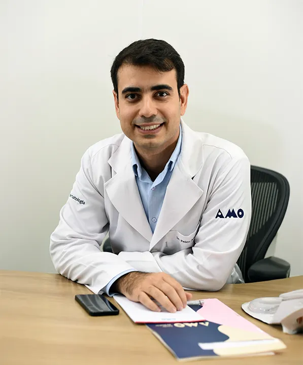 Dr. Pedro Amoedo Fernandes, hematologista em Salvador especialista em doenças do sangue e transplante de medula óssea<br />
